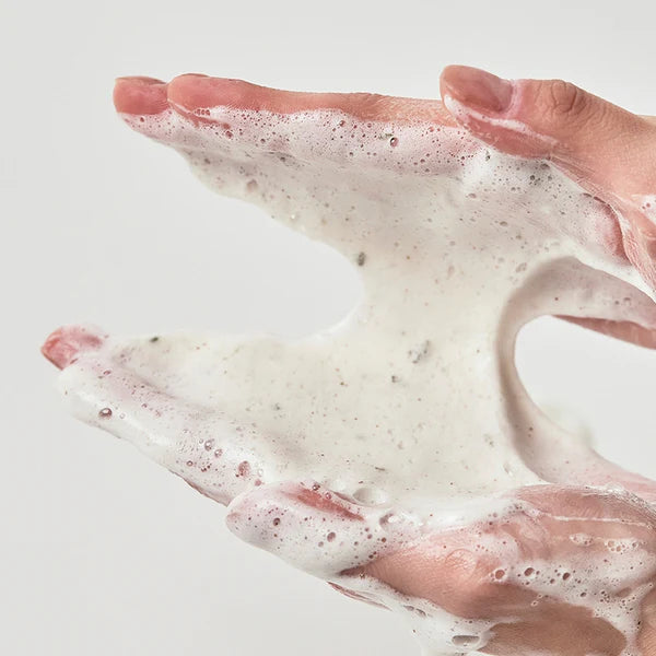 anua-heartleaf-quercetinol-pore-deep-cleansing-foam-KBeautyCorner-3